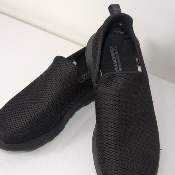 Skechers GoWalk Max Slip On Sneakers Breathable Cushioned Vegan Mesh Shoes 10.5 - Picture 3 of 16